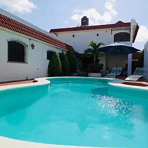 Bugambilia Colonial Charm With Spacious Design And Private Pool Five Minutes From Downtown Mérida